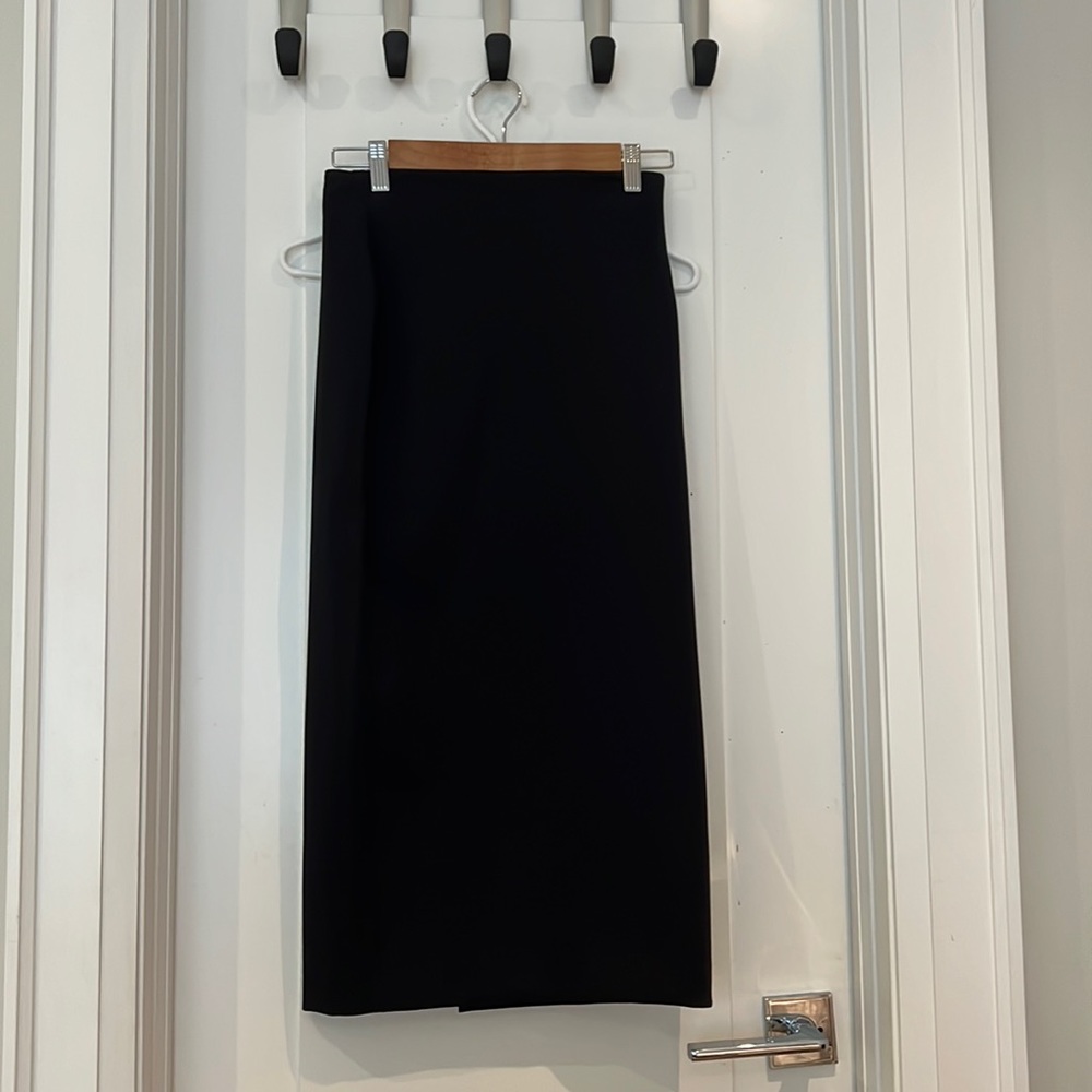 Babaton Fitted Pencil Skirt